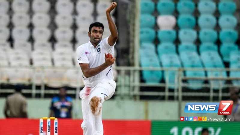 மும்பை டெஸ்ட்: மயங்க், சுப்மன் காயம், அஸ்வின் மீண்டும் அசத்தல்